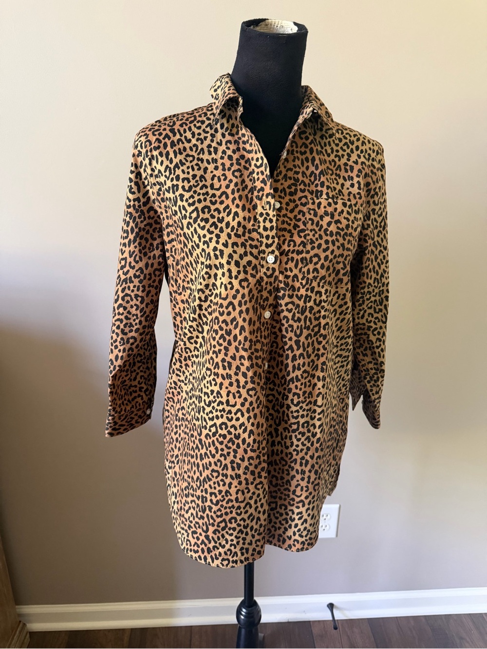Lands' End Leopard Print Button Shirt Size 10 3/4 Sleeves